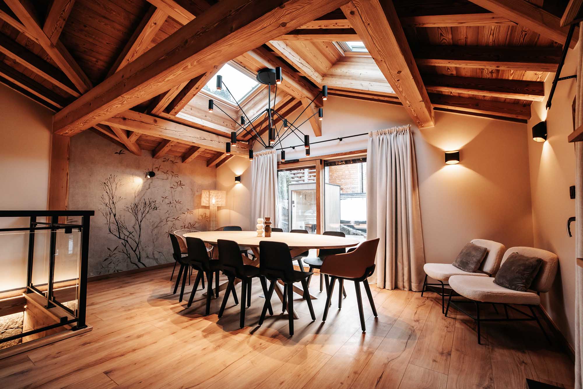 Photo d'une salle à manger dans un chalet en location à Morzine